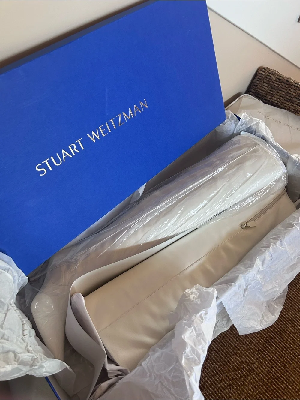 Stuart Weitzman nib $995~stuart